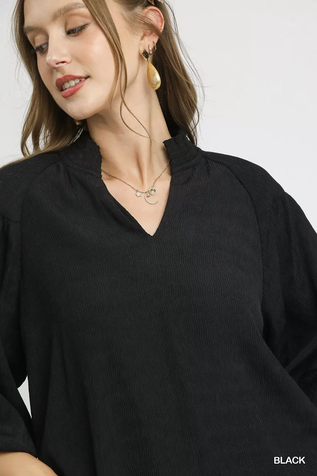 Umgee Textured V-Neck Blouse with Balloon Sleeves