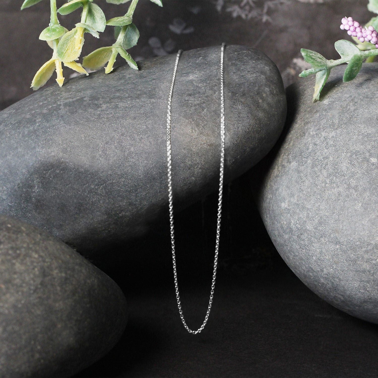 14k White Gold Oval Cable Link Chain (0.85 mm)